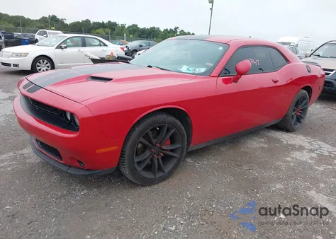 2016 Dodge Challenger Sxt Plus z USA, uszkodzony, nr VIN 2C3CDZAG3GH152639